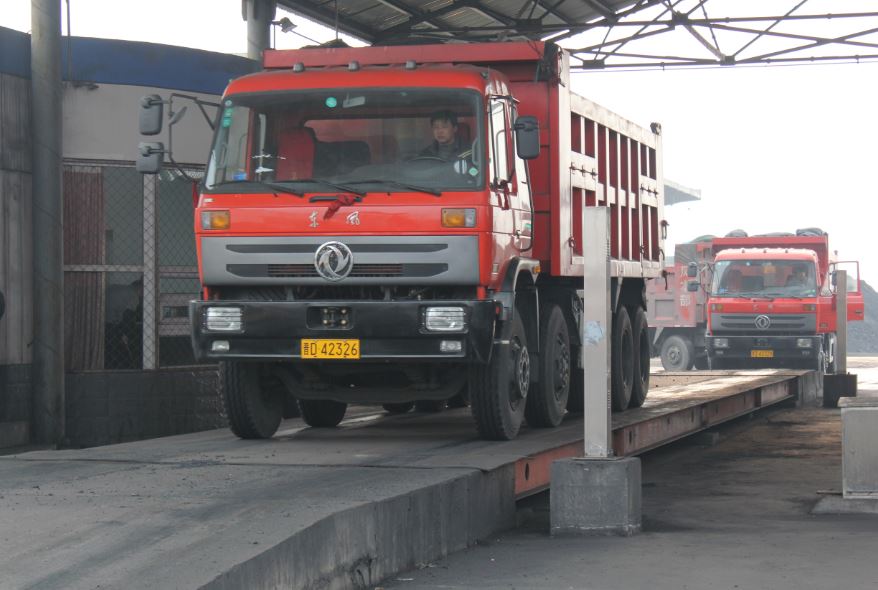 SCS系列電子汽車(chē)衡.JPG